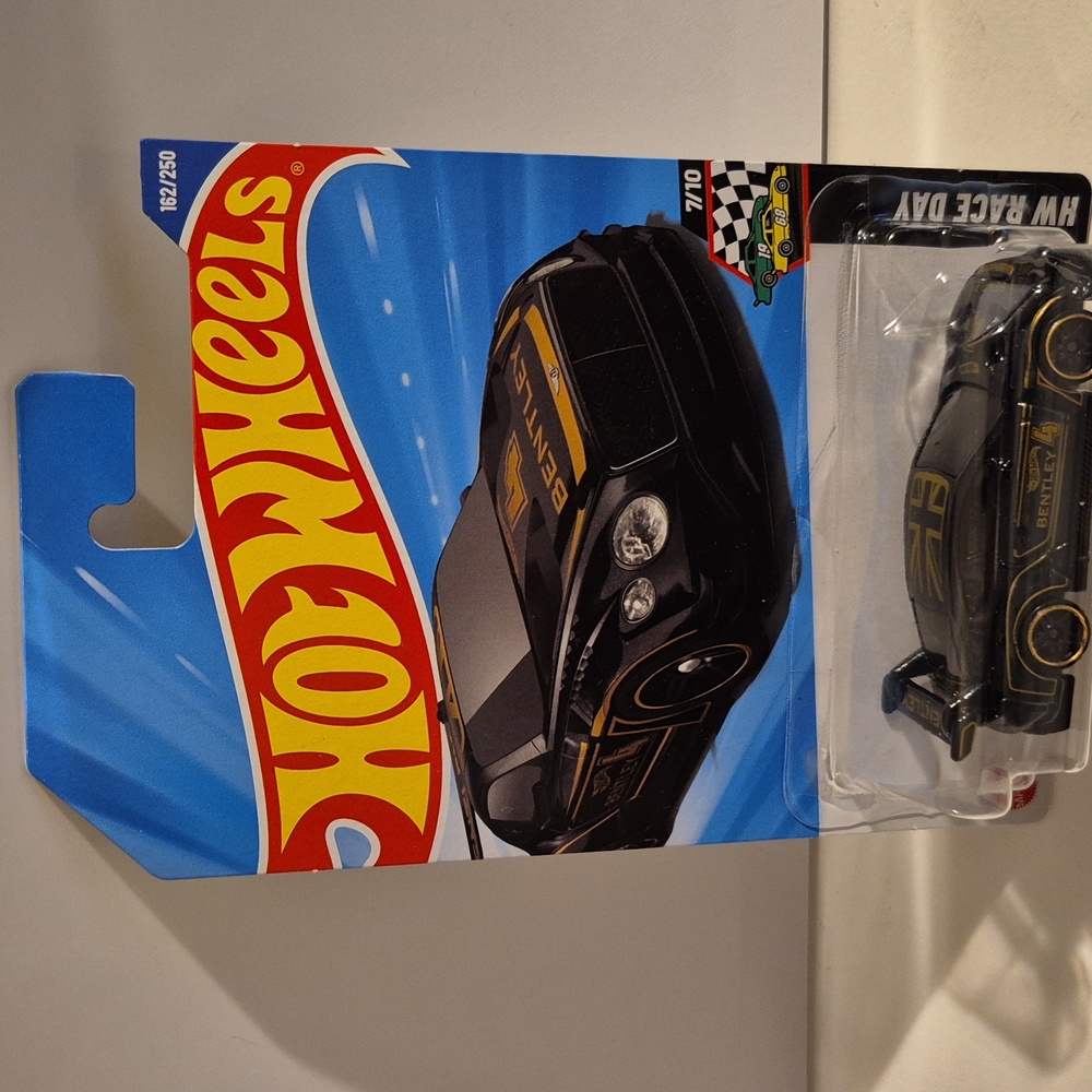 1D4 Hot Wheels 2018 Bentley Continental GT3  with shipping protector